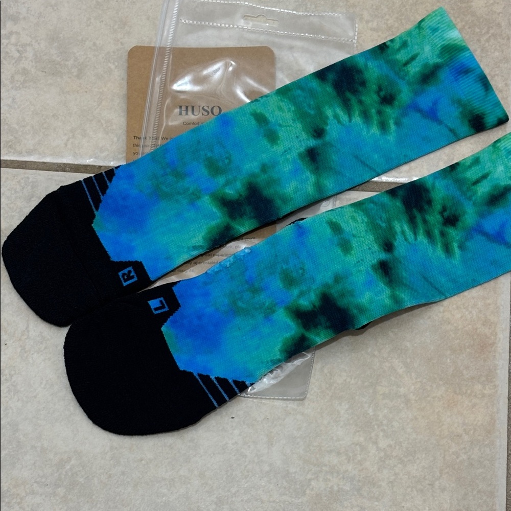 HUSO Version 3 Blue and Black Socks